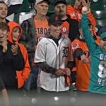 mariners-surge-to-2-1-lead-one-win-away-from-alcs-glory