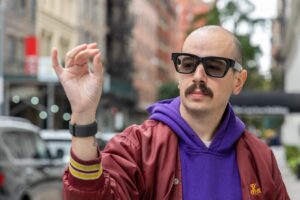 meta-launches-800-ray-ban-smart-glasses-a-game-changer-