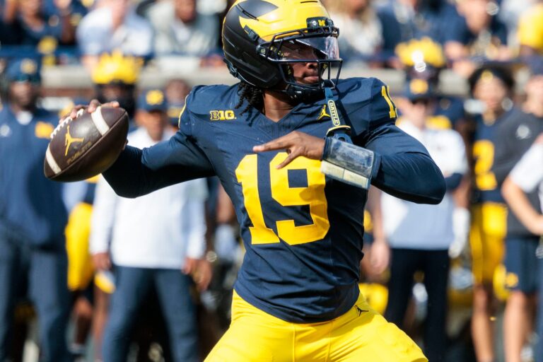michigan-dominates-washington-24-7-key-players-shine-in-urgent-win