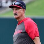 mike-maddux-leaves-rangers-for-angels-as-new-pitching-coach