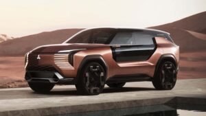 mitsubishi-unveils-elevance-concept-suv-with-quad-motors