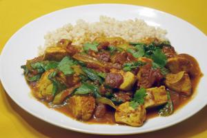 moroccan-chicken-recipe-offers-fragrant-culinary-delight