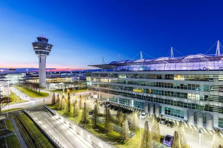 munich-airport-resumes-operations-following-drone-disruptions