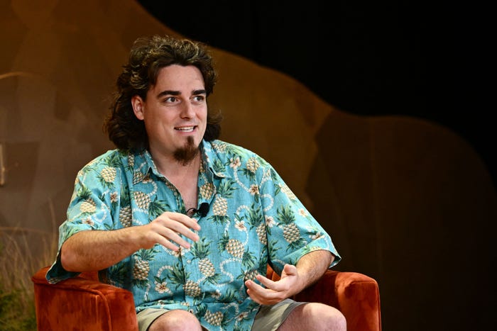 palmer-luckey-reveals-urgent-china-27-strategy-for-taiwan-defense