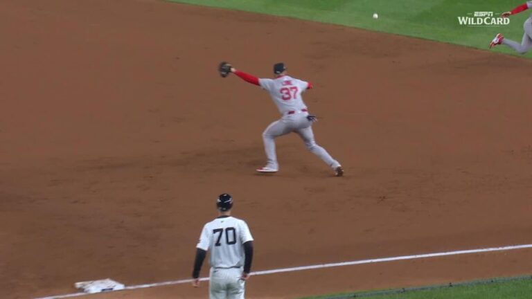 red-sox-eliminated-from-playoffs-as-yankees-win-4-0-in-game-3