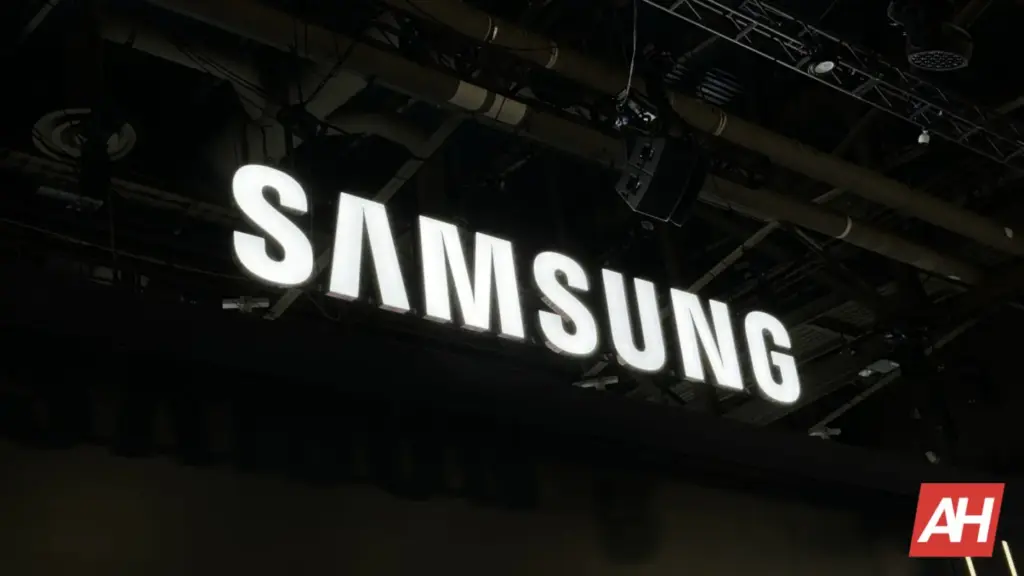 samsung-enhances-news-platform-with-yahoo-sports-and-finance-integration