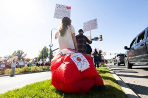 satirical-strategies-trump-s-response-to-no-kings-protests
