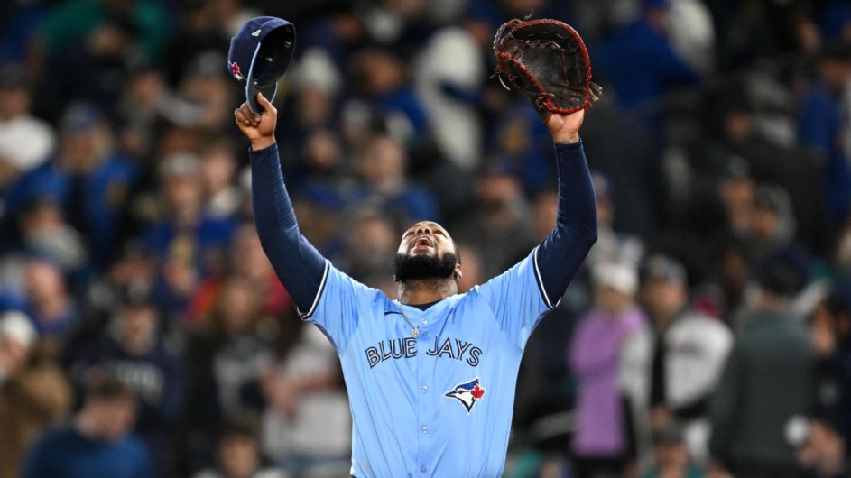 scherzer-shines-as-blue-jays-defeat-mariners-8-2-series-tied