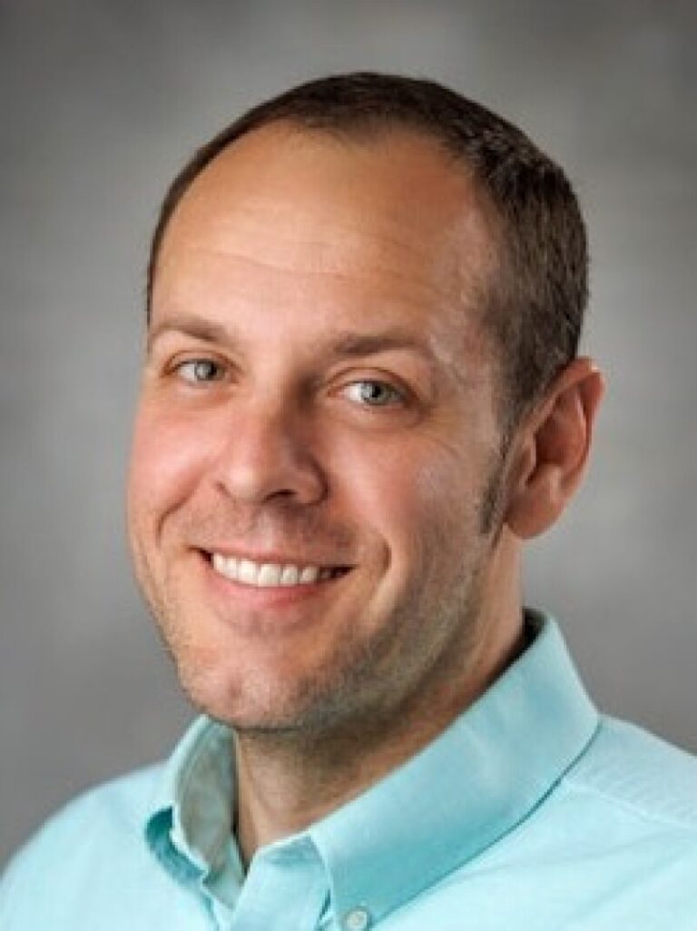 scott-antolak-advances-to-senior-business-lender-at-mmfcu