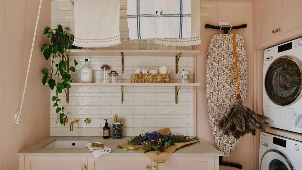 stylish-amazon-laundry-basket-revolutionizes-chores-ahead-of-prime-day