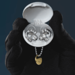 swarovski-loop-launch-luxe-earplugs-stylish-hearing-protection-now-available