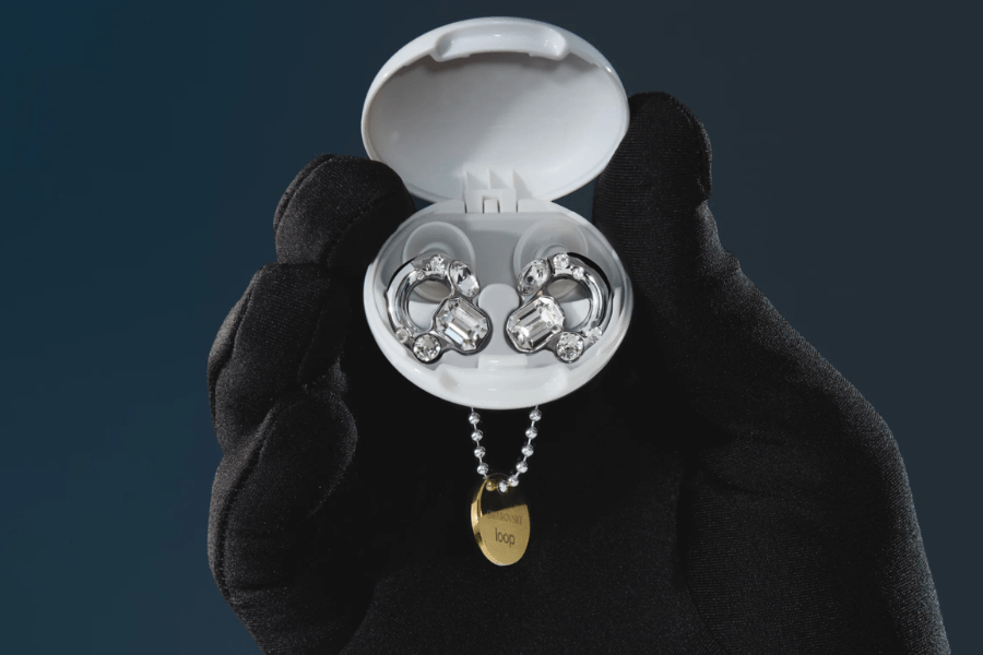 swarovski-loop-launch-luxe-earplugs-stylish-hearing-protection-now-available