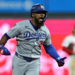 teoscar-hern-ndez-shines-with-game-winning-homer-in-nlds-opener