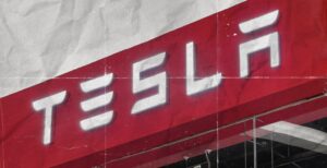 tesla-s-mad-max-mode-triggers-federal-investigation-over-safety-risks