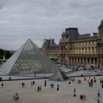 theft-at-louvre-museum-leads-to-immediate-closure-and-investigation