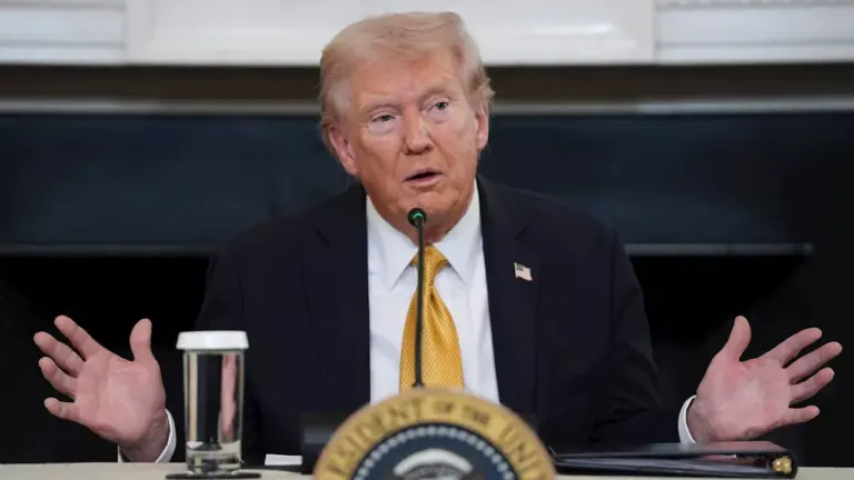 trump-increases-tariffs-on-canada-ahead-of-asia-diplomatic-trip