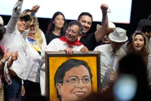 trump-threatens-colombia-s-aid-over-drug-policy-dispute