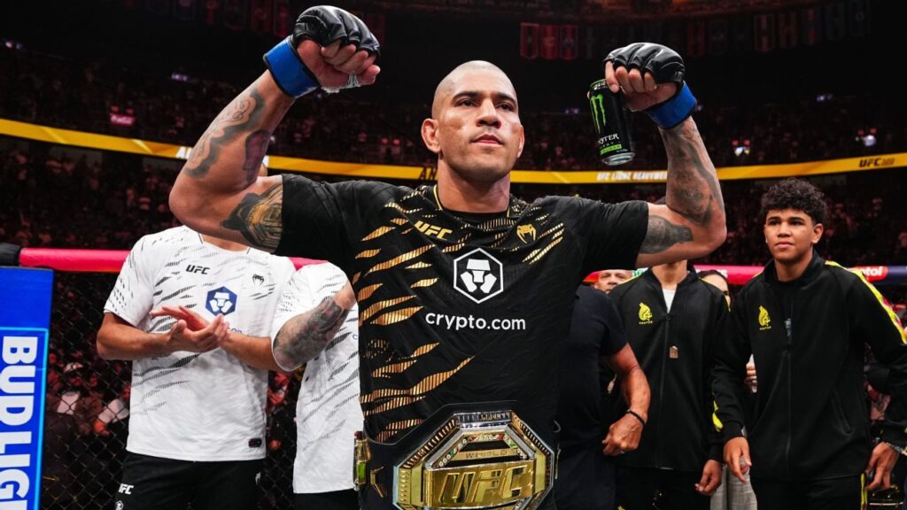 ufc-champion-alex-pereira-eyes-return-after-fracturing-foot