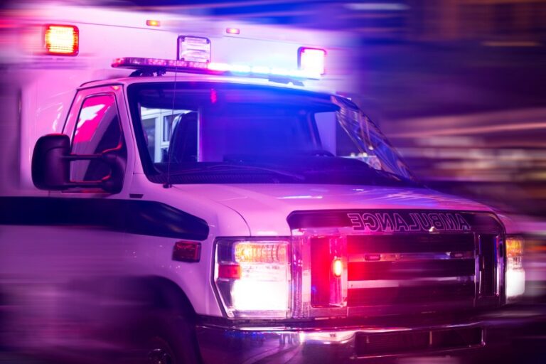 urgent-burglary-suspect-rushed-to-hospital-after-lapd-response