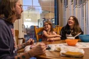 urgent-crisis-trans-youth-lose-access-to-essential-care-in-illinois