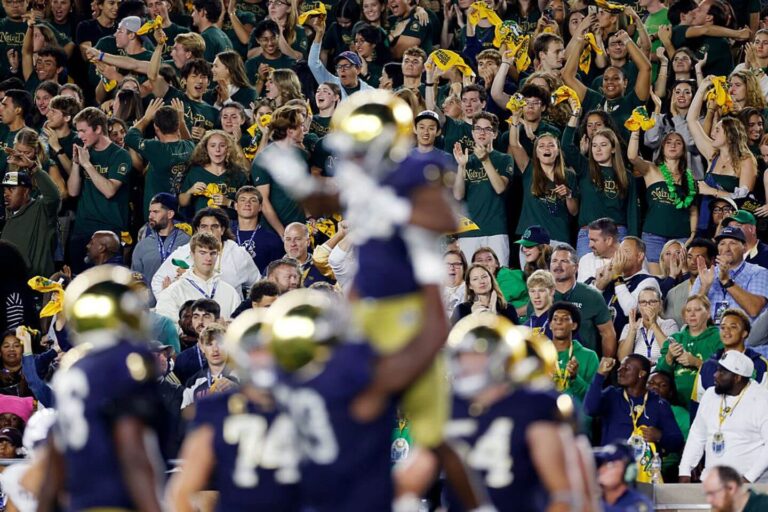 usc-and-notre-dame-clash-in-high-stakes-college-football-showdown