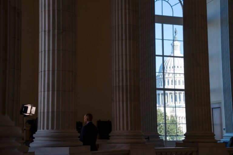 virginia-faces-strain-as-government-shutdown-hits-services-hard
