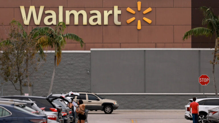 walmart-slashes-price-on-gas-grill-to-249-limited-time-offer-