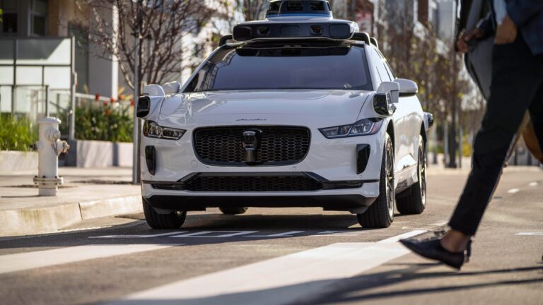 waymo-announces-urgent-launch-of-robotaxis-in-london-by-october