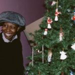 whoopi-goldberg-s-1980s-christmas-tree-sparks-holiday-decor-trend