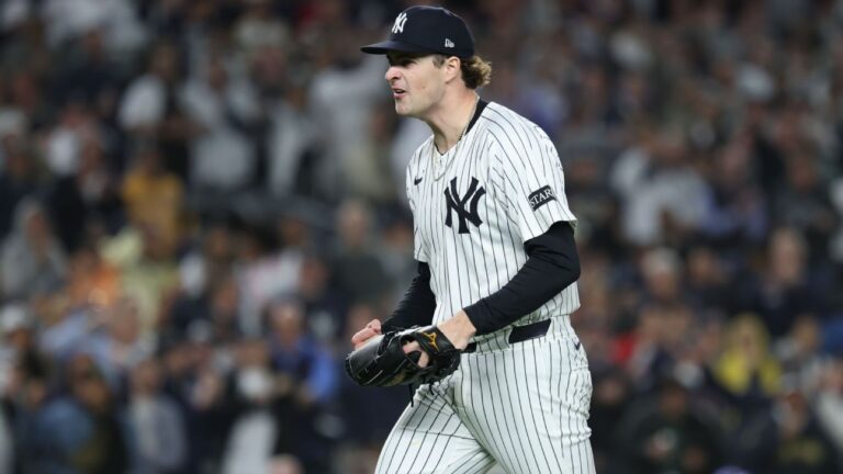 yankees-schlittler-slams-red-sox-fans-for-family-harassment