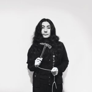 yoko-ono-s-retrospective-unveils-70-years-of-artistic-innovation