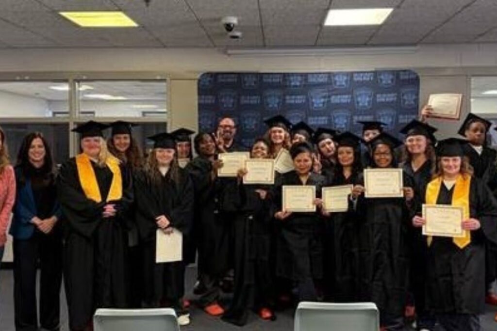 38-women-graduate-from-mckinney-s-cornbread-hustle-program