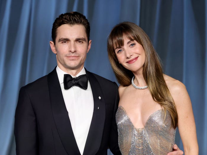 alison-brie-and-dave-franco-reveal-key-trick-for-holiday-stress
