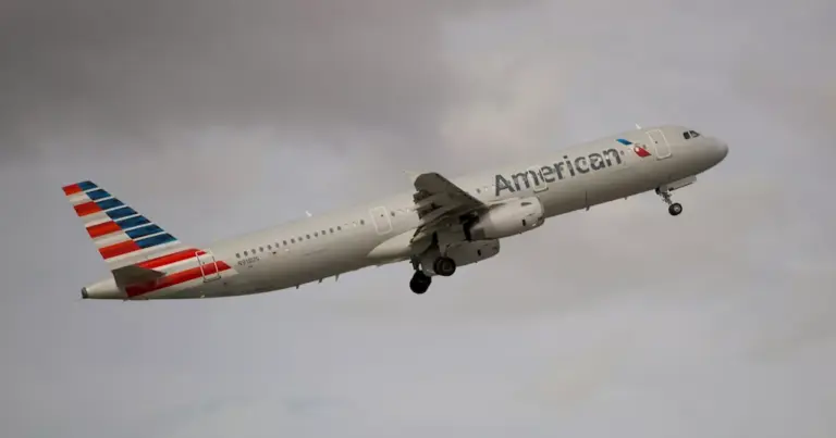 american-airlines-grounds-airbus-fleet-for-software-update