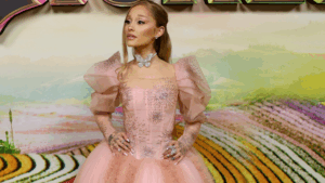 ariana-grande-stuns-in-breathtaking-butterfly-gown-fans-react-