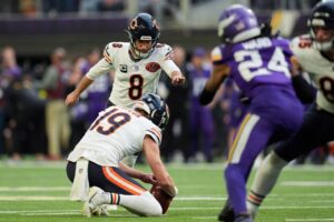 bears-rally-to-stunning-19-17-win-over-vikings-in-final-seconds