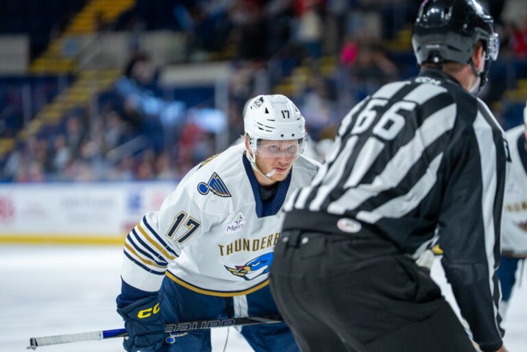 bridgeport-islanders-dominate-thunderbirds-6-1-in-urgent-match