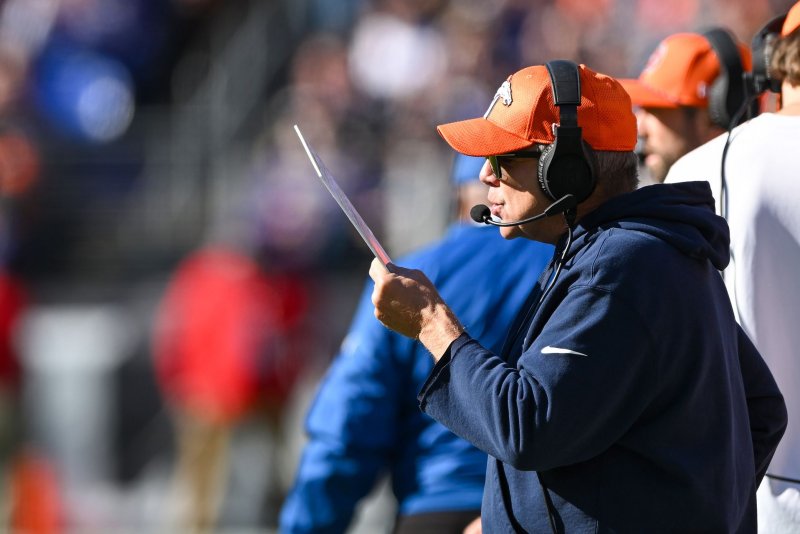 broncos-defense-dominates-in-narrow-victory-over-raiders