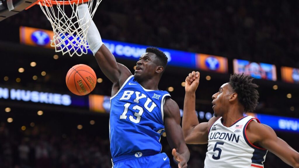 byu-s-keba-keita-injured-in-collision-out-for-game-vs-uconn