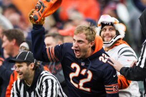 chicago-bears-gain-momentum-in-nfc-north-race-with-5-3-record