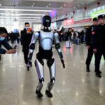 chinese-robot-a2-breaks-guinness-record-with-66-mile-walk