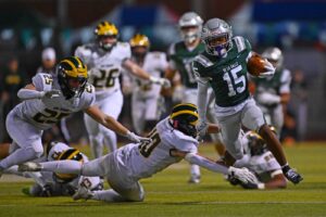 de-la-salle-dominates-san-ramon-valley-42-0-in-playoff-clash