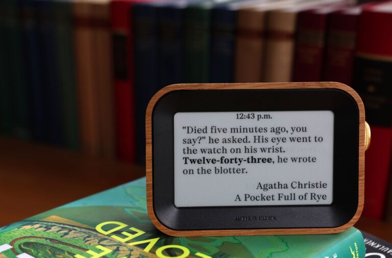 discover-unique-gifts-for-book-lovers-this-holiday-season