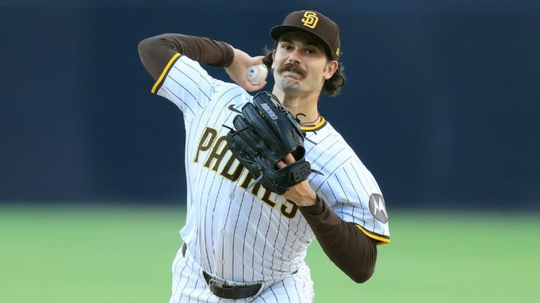 dylan-cease-signs-urgent-7-year-210m-deal-with-blue-jays