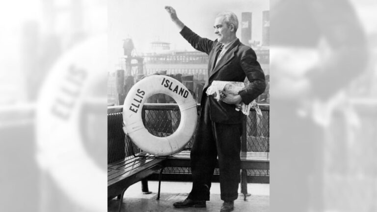 ellis-island-closes-remembering-12-million-immigrants-today