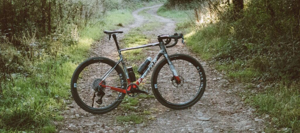 factor-aluto-gravel-bike-review-a-sharp-performer-with-limits