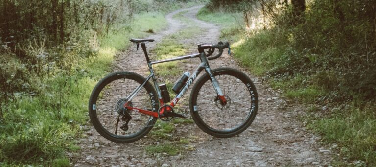factor-aluto-gravel-bike-review-a-sharp-performer-with-limits