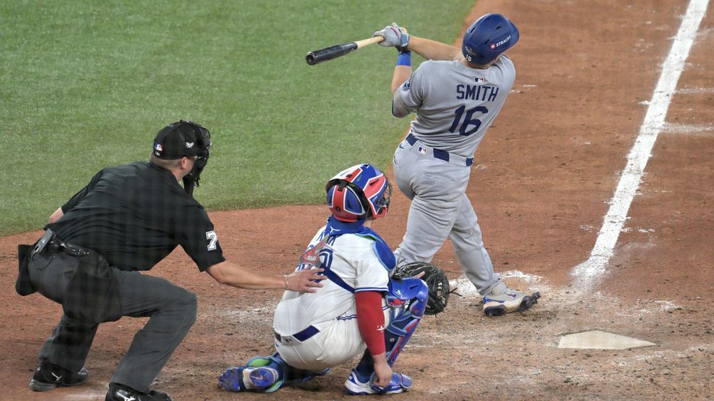 father-son-duo-collects-historic-world-series-home-run-balls