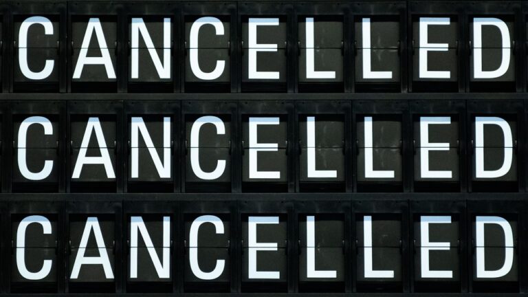 flight-cancellations-surge-know-your-rights-for-quick-compensation