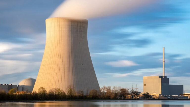 former-spacex-engineers-unveil-revolutionary-small-nuclear-reactors